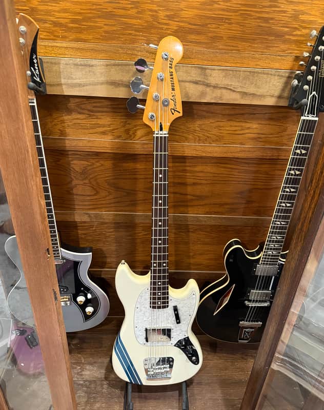 Fender Pawn Shop Mustang Bass