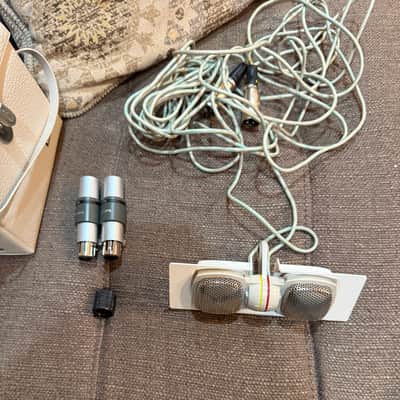Grundig GDSM 202 Stereo Dynamic Microphone 1960s - White image 2