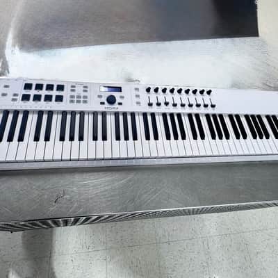 Arturia KeyLab Essential 88 MIDI Controller 2020 - Present - White