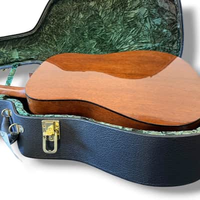 Martin Vintage Series D-18V 2003 excellent image 7