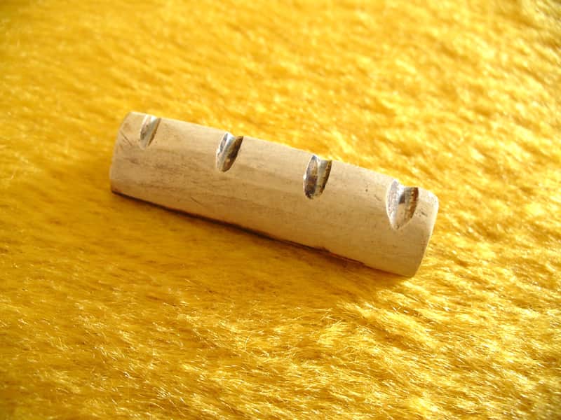 Gibson vintage EB 3 EB 0 Kalamazoo Bass nut 1969 - ivory image 1
