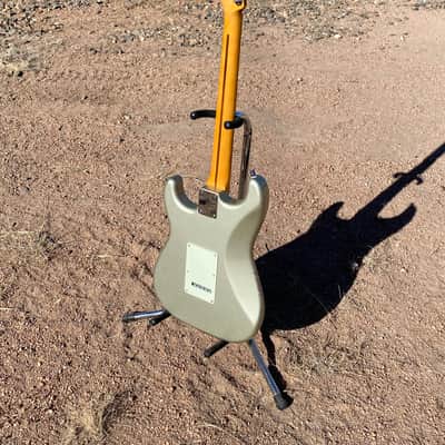 Fender 50's Traditional Stratocaster- Competition Stripe-MIJ image 10