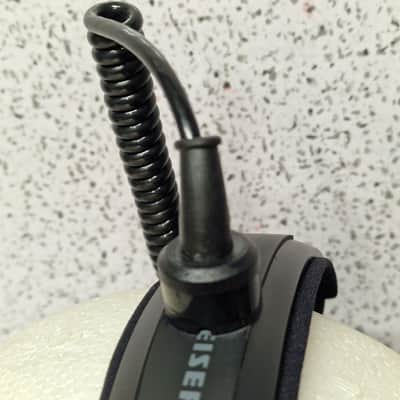 90s Vintage Headphones Sennheiser HD 590 image 5