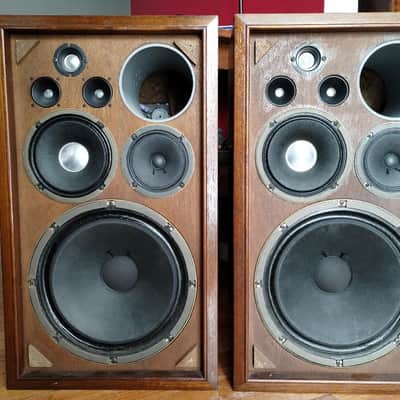 Sansui SP2000 speakers in very good condition - 1970's image 1
