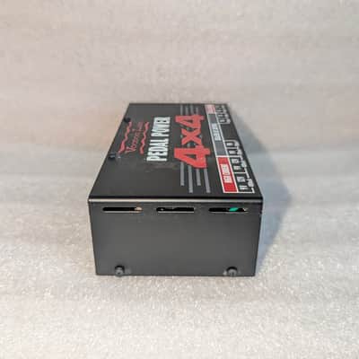 Voodoo Lab Pedal Power 4X4 Black image 6