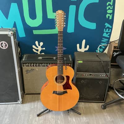 Taylor 555 Jumbo 12 string 1995 - Natural used image 1