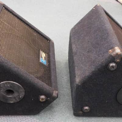 Yorkville Y110M Lightweight Passive Floor Monitors / Speakers - One Pair image 3