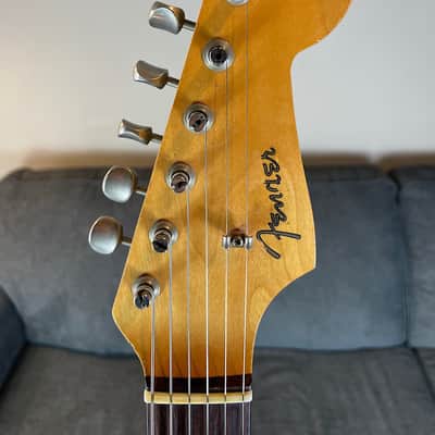 1964 Fender Stratocaster 3-Color Sunburst image 5