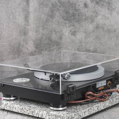 MICRO DD-8Z Direct Drive Turntable w/ AC3000 tonearm in Very Good Condition. image 5