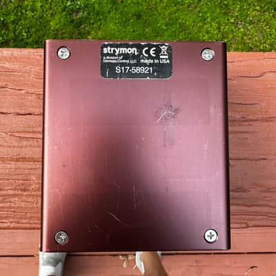 Strymon Lex Rotating Speaker Pedal V1 2011 - 2022 - Red image 7