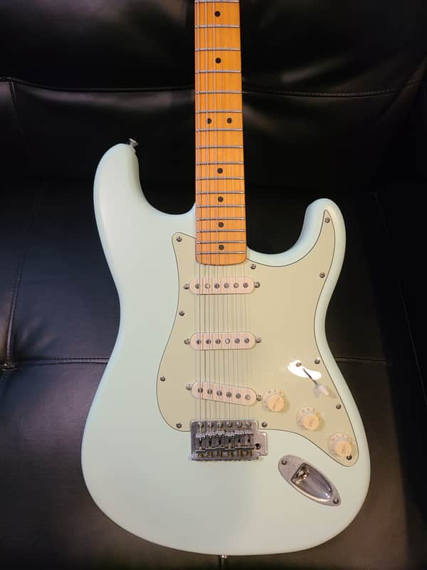 Squier 40th Anniversary Vintage Edition Stratocaster