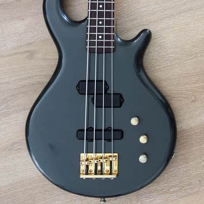 Pedulla MVP Series II 4 string bass - Original Bartolini Pickups and Case - 1991 image 6