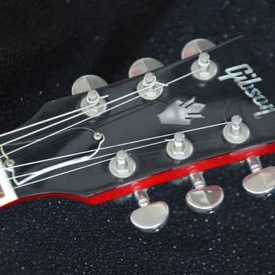 WEEKEND DEAL Gibson ES-335 made in USA 2006*20 years old semi acoustic in mint condition/one owner/frets 100%*lightweight=3,6kg*this beauty sounds/plays/looks really great*Gibson case made in Canada/not China*3290€ Bild 10