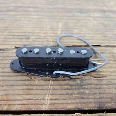 Chandler S-Style Single Coil Neck/Middle Pickup - White image 3
