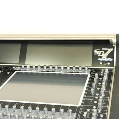 DiGiCo SD7 Digital Console w/Dual Engines, Waves, ST Optical & Road Case CG01044 *ASK FOR SHIPPING* image 2