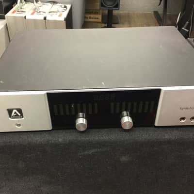Apogee Symphony I/O 8 IN 24 Out image 1