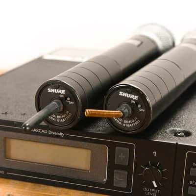 Shure U4D-J4 Wireless Receiver w/ two U2/BETA87A Handheld Mics - J4 Band CG01YHE image 10