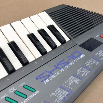 Yamaha SHS-10S Vintage Keytar Synthesizer Keyboard image 6