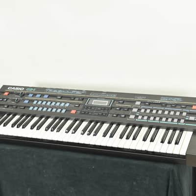 Casio CZ-1 61-Key Keyboard Synthesizer with Carrying Case