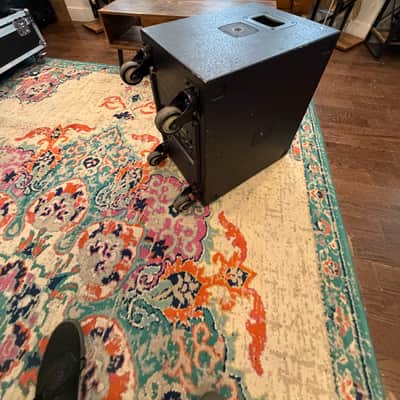 QSC KS112 2000-Watt 12" Active Subwoofer 2010s - Black image 9