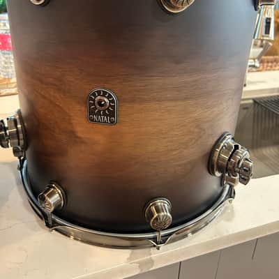 NATAL ORIGINALS WALNUT DRUM KIT, VINTAGE BURST image 4
