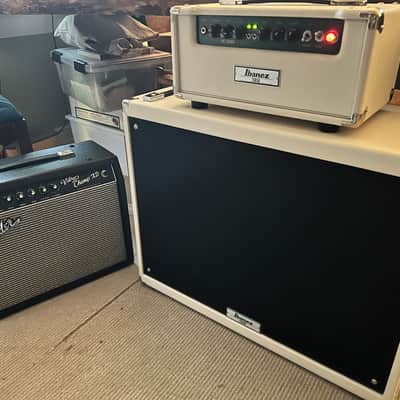 Ibanez TSA15H 15W Guitar Amp Head with TSA212C 2 x 12” Cabinet image 6