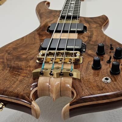 2021 Alembic Mark King Signature Standard Walnut 4 String Bass Guitar image 9