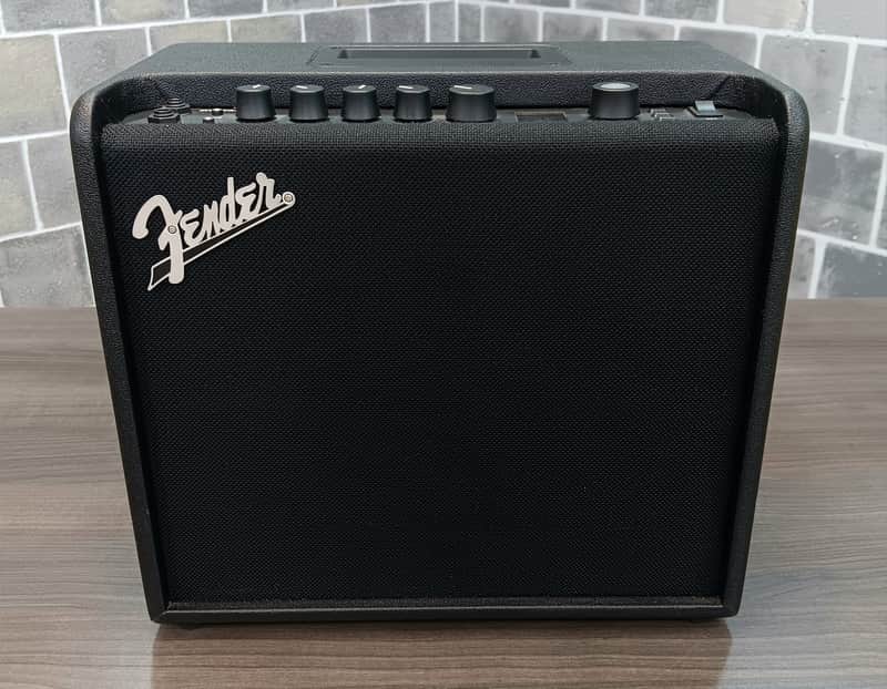 Fender Mustang LT25 25-Watt 1x8" CLEAN Digital Modeling Guitar Combo 2019 - Present - Black image 1