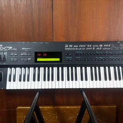 Yamaha DX7 II-FD | Synthesizers | Yamaha black boxes online archive