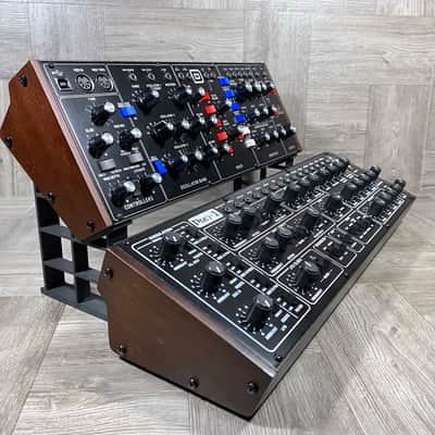 Basic Stand for Behringer Model D / PRO 1 / PRO 800 / Neutron / K2 / WASP / CAT - color BLACK - by KZcraftworks - USA