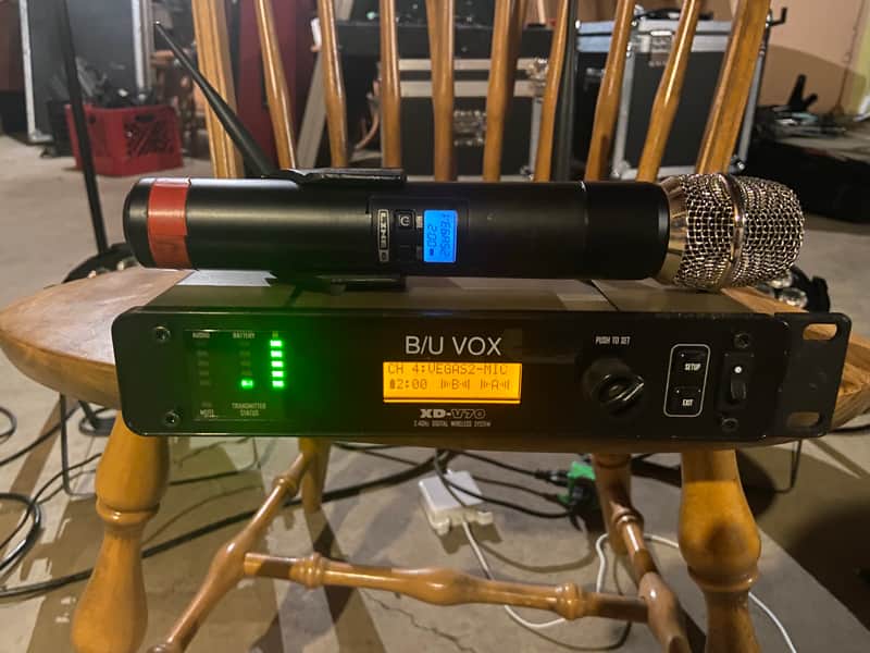 Line 6 XD-V70 Digital Wireless Microphone 2010 Black image 1