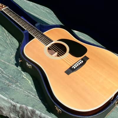 1975 Tokai Cat's Eyes CE-600 Vintage Dreadnought Acoustic Guitar