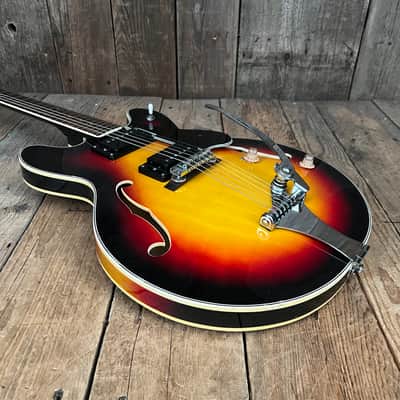 Univox Coily 1968 - Cherry Sunburst U1825 One Owner Clean 335 copyB image 10