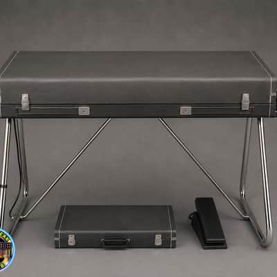 Yamaha YC45d ✅ Ultimate Rare Vintage Combo Organ from the '70s ✅ MINT Collector's Condition ✅ Complete Set with Pedals, Bass Pedals, Lid & Original Legs ✅ Fully Serviced ✅ Worldwide FREE Shipping!! image 4
