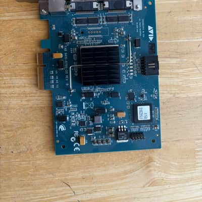 Avid Pro Tools HD Native PCIe Card with DigiLink Cable image 2