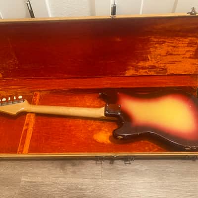 Fender Duo-Sonic 1963 Sunburst with OHSC image 8