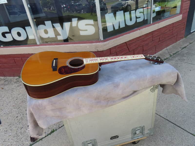 MARTIN 2001 LIMITED EDITION HDO GRAND OLE OPRY 75th. ANNIVERSARY 650 MADE near MINT! image 1