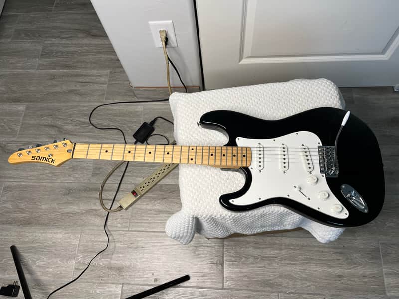 Left Handed, Rare, Vintage Samick Strat-style Electric guitar, made in Korea. image 1