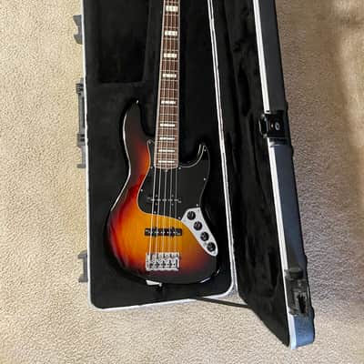 Fender American Deluxe Jazz Bass 5 String image 2