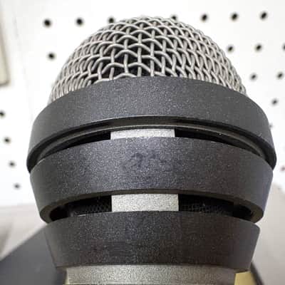 Vintage AKG D 330 BT Dynamic Microphone w/ Original SA 41/1 Clip & Box - Iconic ABBA Vocal Mic image 7