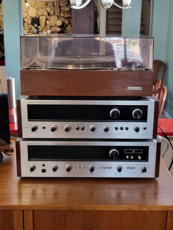 Dual  1229 turntable