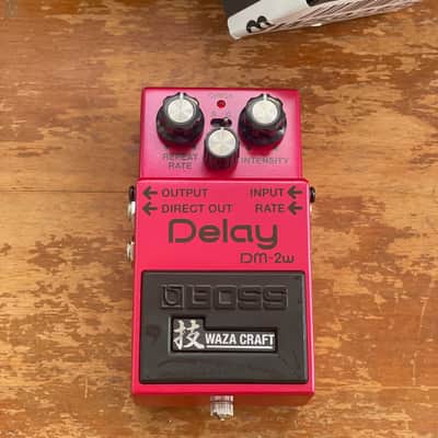 Boss DM-2W Delay Waza Craft 2015 - Present - Pink image 1