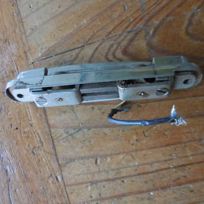 National Aristocrat Bridge Saddle Pickup 1947 Archtop image 3