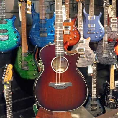 Taylor Builder's Edition 324ce 2020 - Present - Shaded Edge Burst image 1