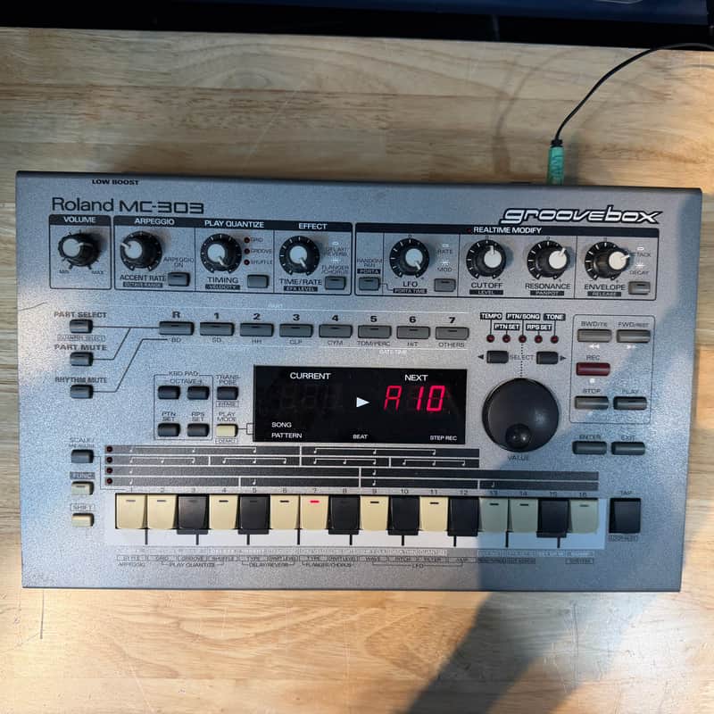 Roland MC-303 Groovebox, Serviced! image 1
