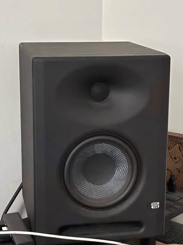 PreSonus Eris E5 XT 2-Way Active Studio Monitors (Pair) 2019 - Present - Black image 1