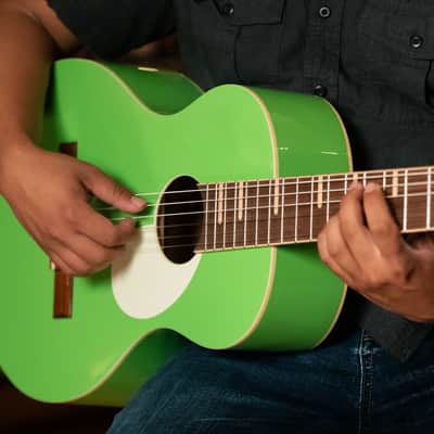 ORTEGA Gaucho Series 4/4 Konzertgitarre 6-String - Green Apple + Gigbag image 12