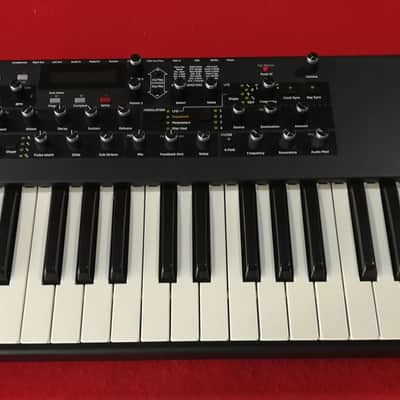 Dave Smith Instruments Mopho SE 42-Key Monophonic Synthesizer 2014 - 2016 - Black with Wood Sides