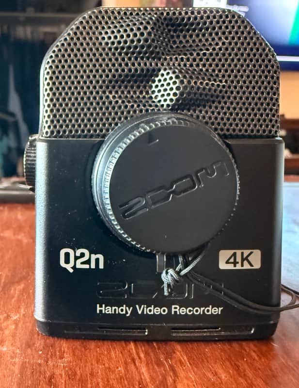 Zoom Q2n-4K Ultra High Definition Handy Video Recorder with XY Mic image 1