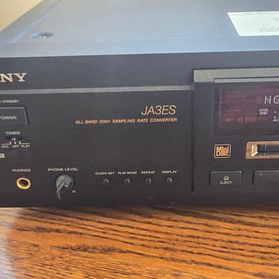 Sony MDS-JA3ES minidisc player recorder deck Early or mid-1990s - Black image 2